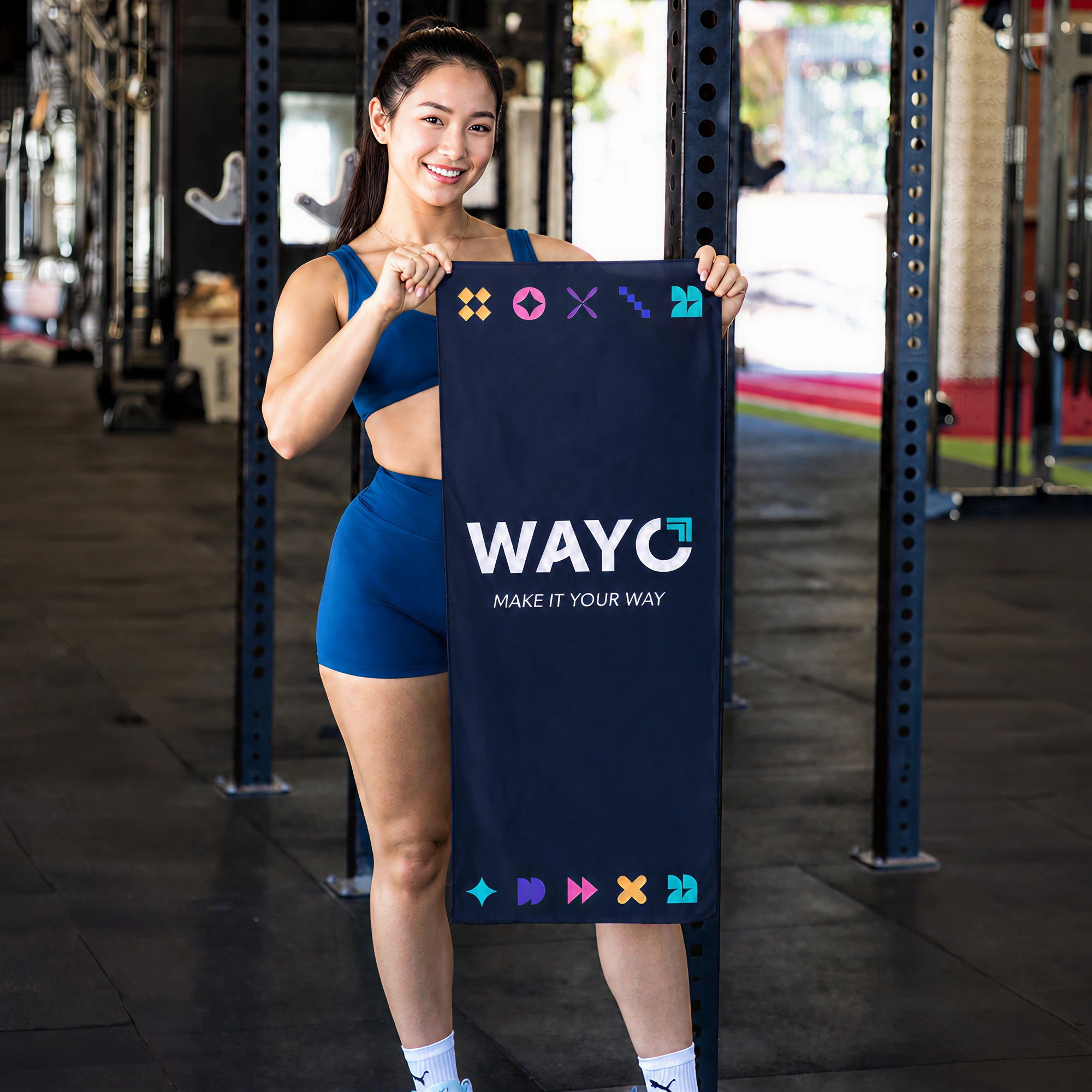 Ultra-Thin Quick Dry Cooling Gym Towel - HLHB0003-Wayo Sample-scene.jpg