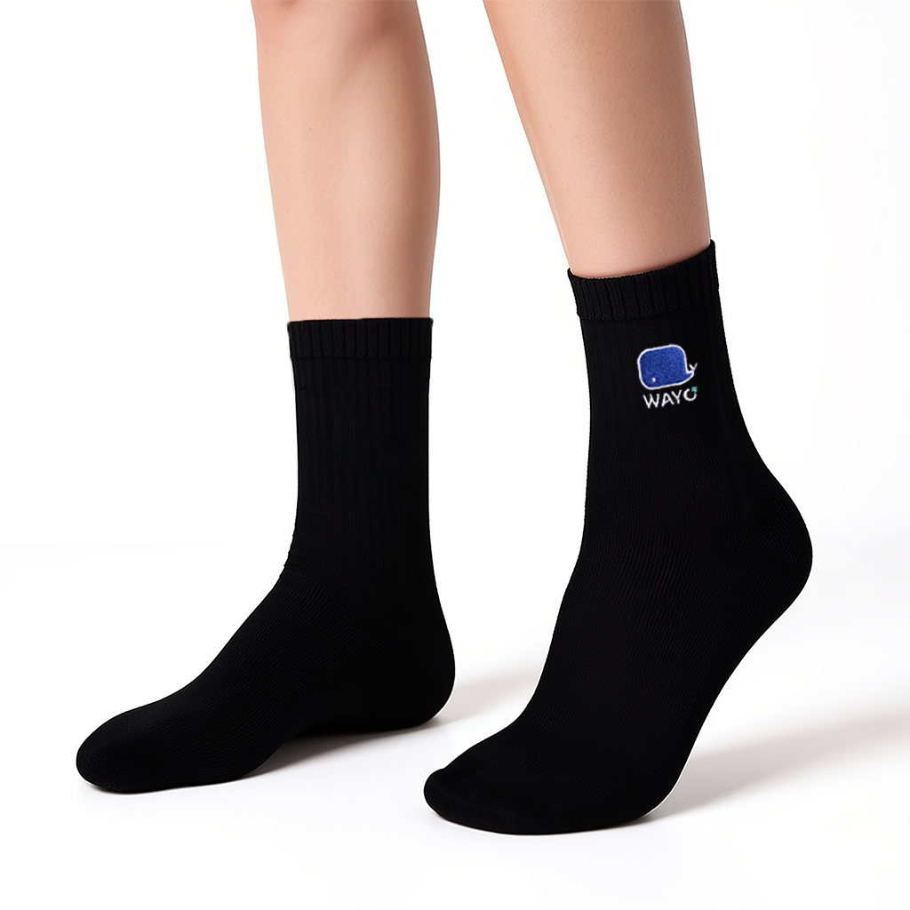 Cotton Blend Quarter Crew Socks - AAAO0004-Lifestyle image.png