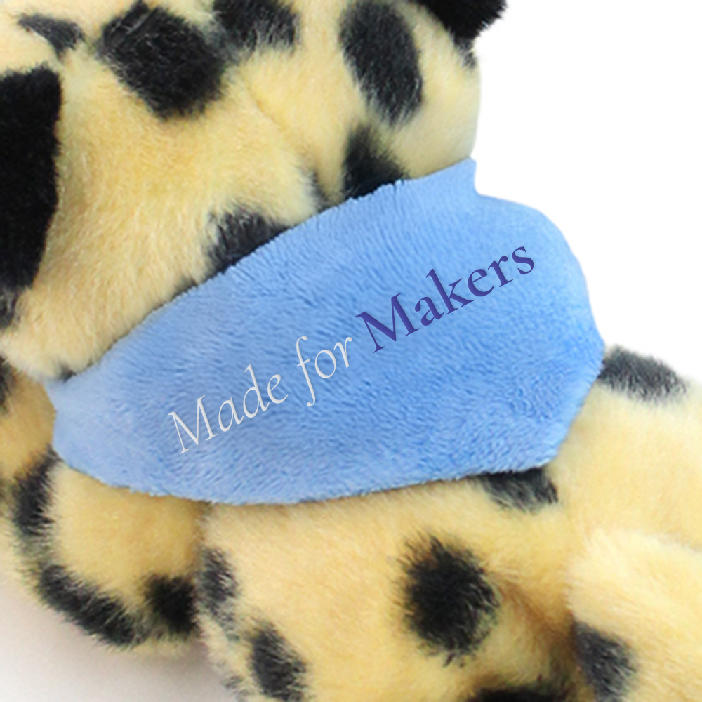 8.6“ Laying Down Plush Toy - Leopard with Custom Bandana - OGGP0018-Wayo Sample-Details-2.jpg