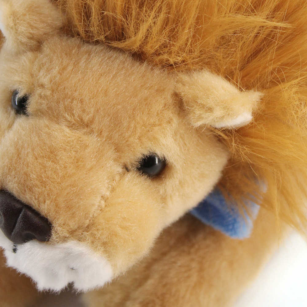 8.6“ Laying Down Plush Toy - Lion with Custom Bandana - OGGP0020-Wayo Sample-Details-1.jpg