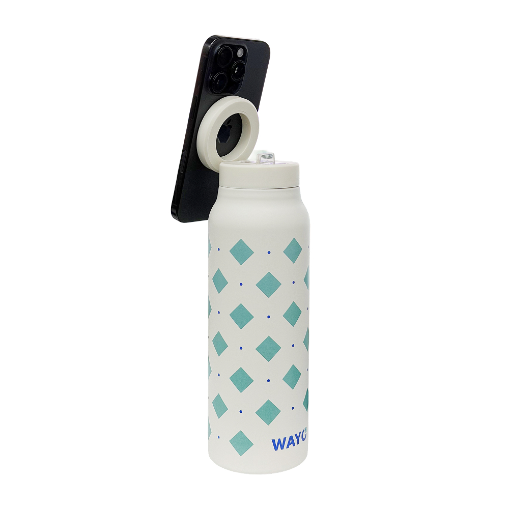 24 oz. Water Bottle with Magnetic Phone Holder / Mount - HLDM0018-Wayo Sample-Scene-3.jpg